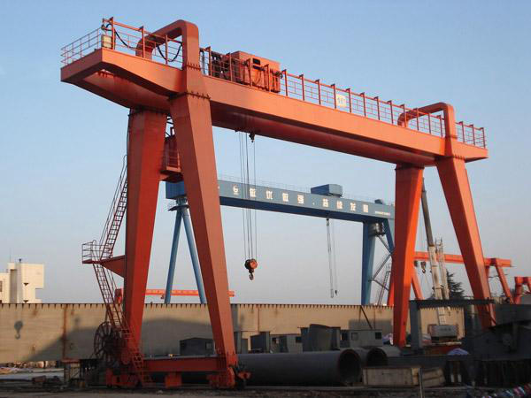 <strong>双梁龙门吊和单梁龙门吊、双梁桥式起重</strong>